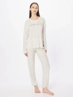 RISA Voortreffelijke Winkel -RISA Voortreffelijke Winkel 02b79f857778fbd3a42a66e80d2a84d2 scaled