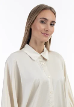 RISA Blouses Met Korte Mouw Blouse Dames Crème 9 RISA Blouses Met Korte Mouw Blouse Dames Crème -RISA Voortreffelijke Winkel 61a4b1ca276d8ff7adbd7879dadb59cc scaled