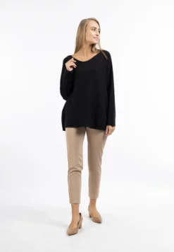 RISA Basic Truien Trui Pryam Dames Zwart -RISA Voortreffelijke Winkel 7f94c6ca0494c824ce1de131647bb9aa scaled