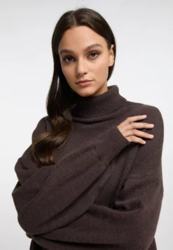 RISA Coltruien Trui Dames Donkerbruin -RISA Voortreffelijke Winkel b579377e1647971ff10a0ce9f447b0bc scaled