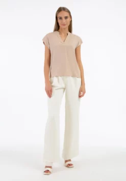 RISA Blouses Met Korte Mouw Blouse Dames Beige -RISA Voortreffelijke Winkel c8888a20b84d68c44677a6a5c608bef1 scaled